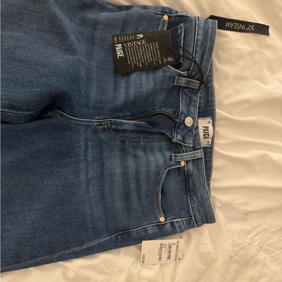 NWT Paige high rise sculpt flare laurel canyon jeans size 28; size 6 - Picture 4 of 5